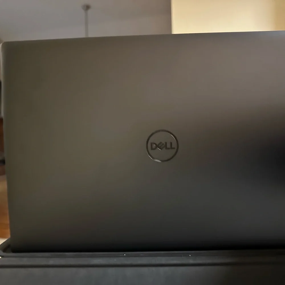 Brand New Dell Latitude 9000 9430 14